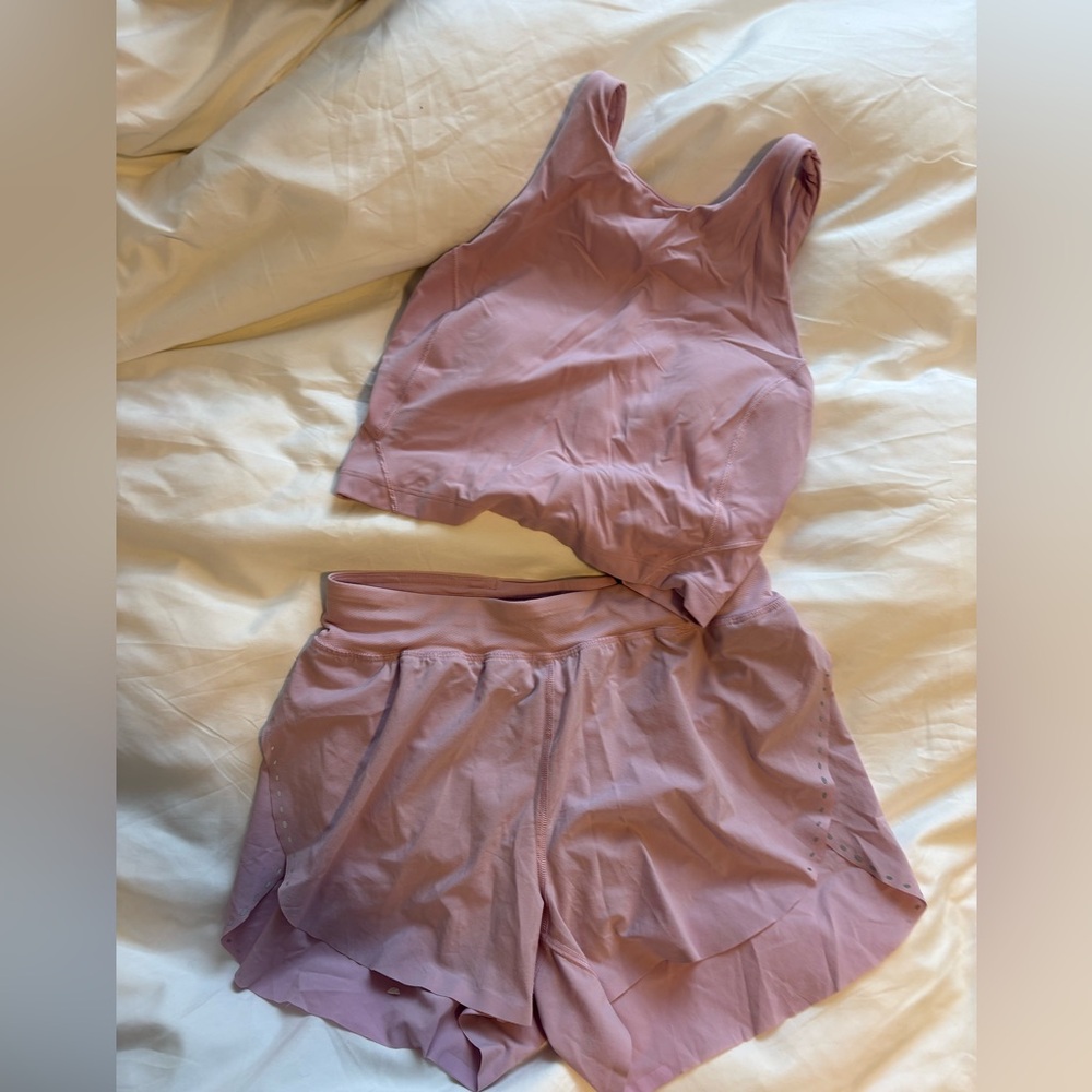 Lululemon pink peony running set